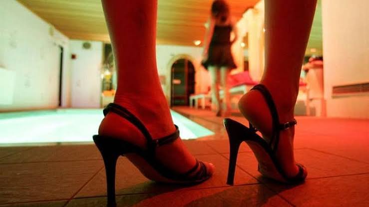 हिंजवडीत मसाज सेंटरच्या नावाखाली सुरु होता वेश्याव्यवसाय.. पोलीसांनी छापा टाकून केली दोन महिलांची सुटका