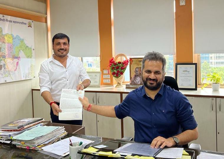 पिंपळे सौदागर मधील 'हे' महत्त्वपूर्ण प्रश्न मार्गी लावा.. शत्रुघ्न काटे यांची निवेदनाद्वारे महापालिका आयुक्तांकडे मागणी