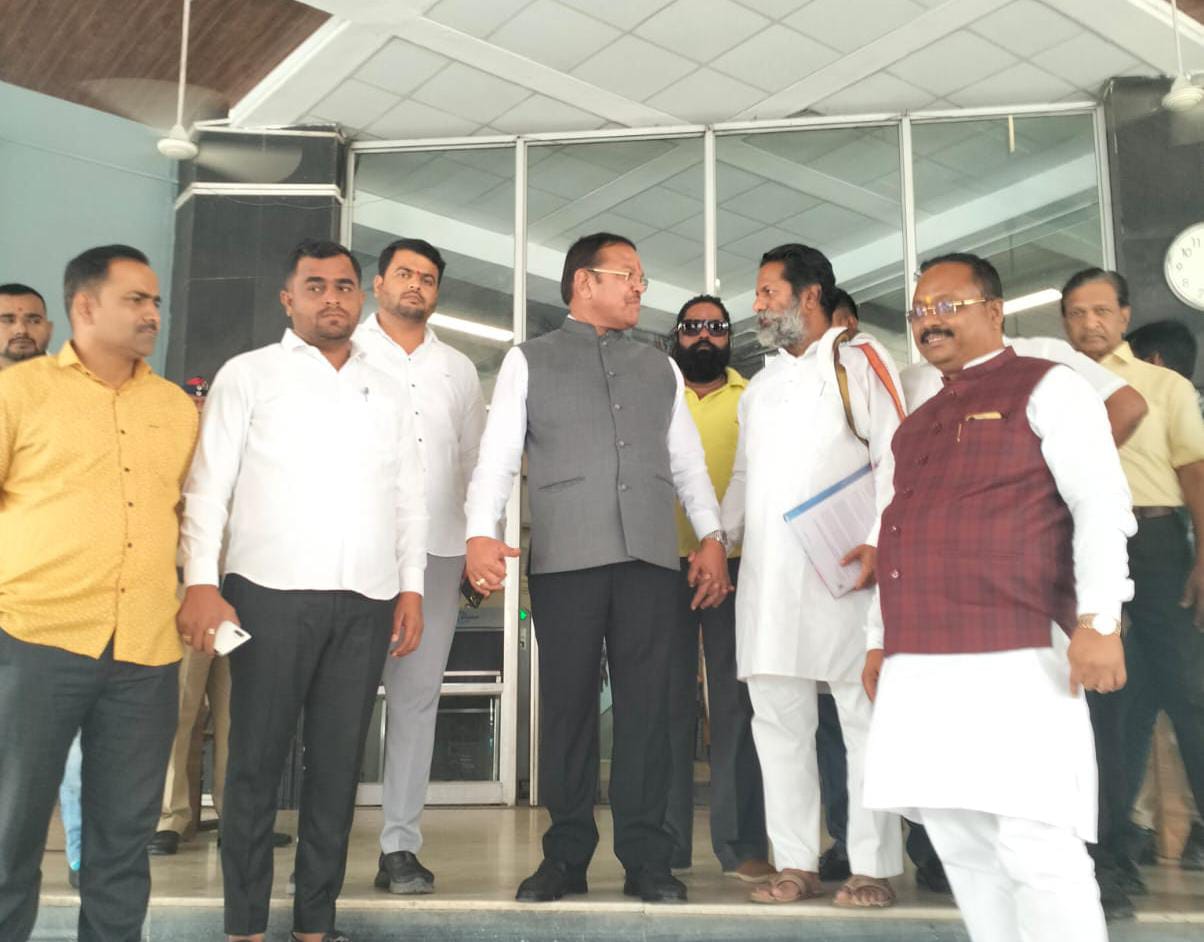 निगडीतील 'तो' भूखंड शिवजयंती कार्यक्रमासाठी मिळावा; पीएमआरडीए आयुक्त महिवाल व खासदार बारणेंना साकडे