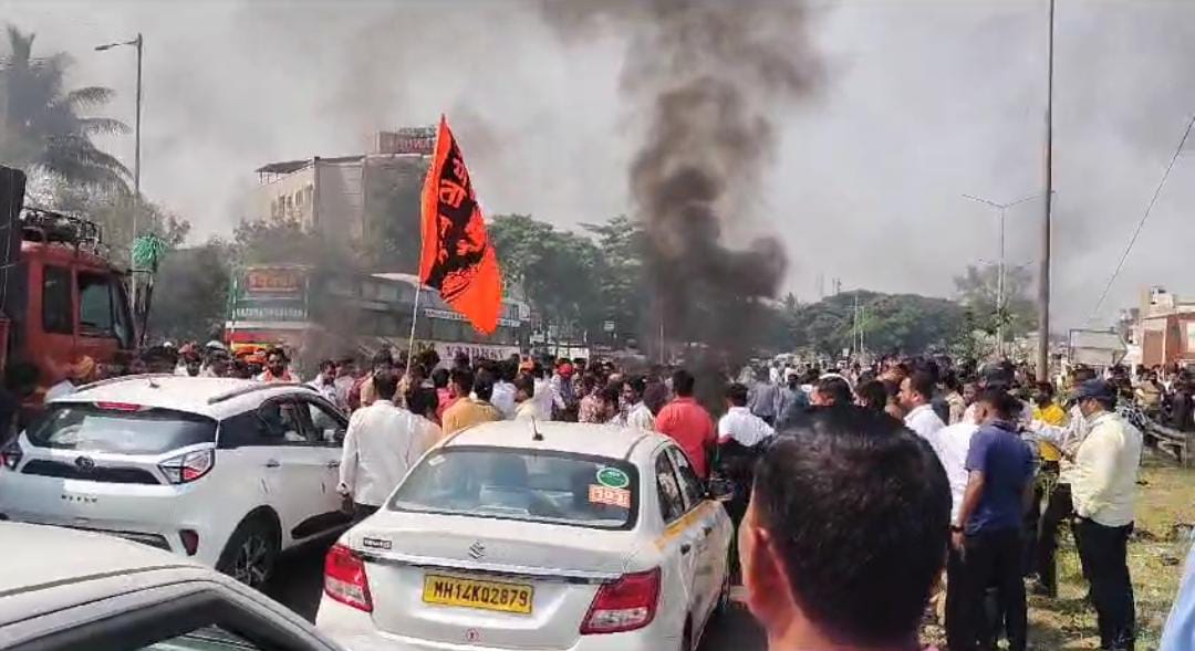मराठा आरक्षणासाठी नवले पूल परिसरात आंदोलन; काही काळ झाली वाहतूक ठप्प