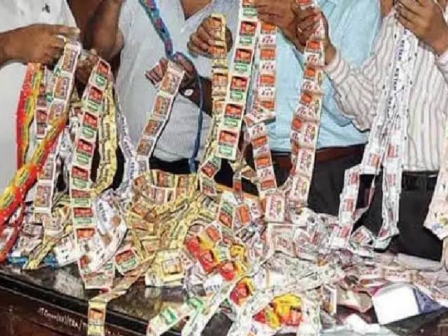 देहूरोड परिसरात अन्न व औषध प्रशासन विभागाचा छापा; ३५ लाख १६ हजार रूपयांचा गुटखा जप्त