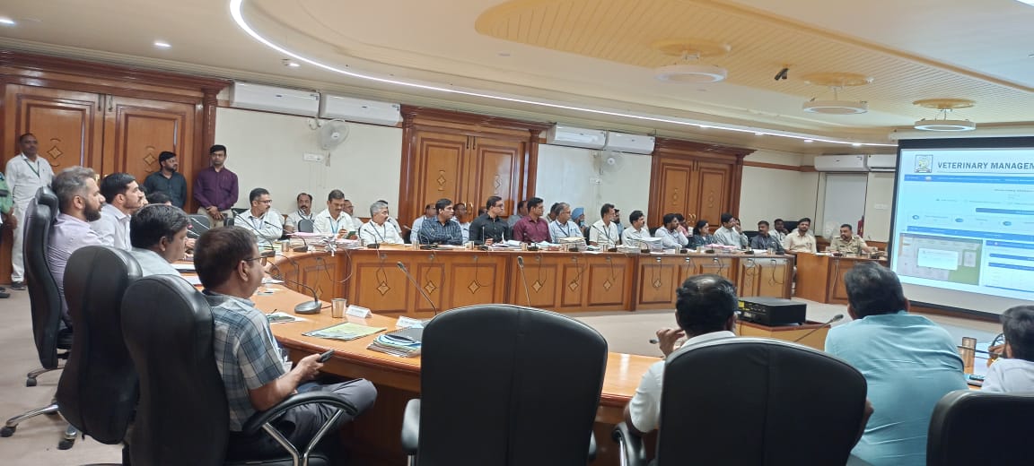 महापालिका विभागांमध्ये कागद विरहीत कार्यप्रणालीची अंमलबजावणी सुरू; पाच प्रणालींचे आयुक्त शेखर सिंह यांच्या हस्ते अनावरण