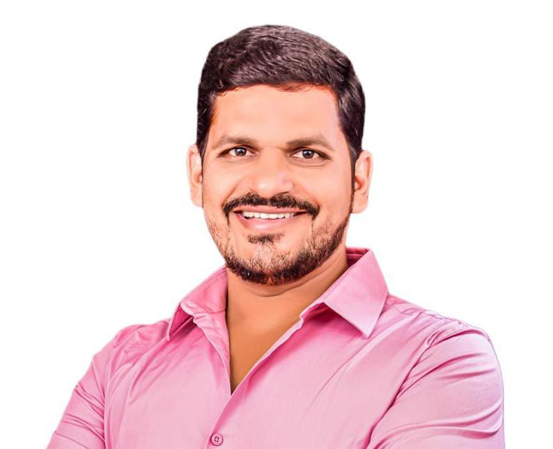 'भाजपकडून शहरात आचारसंहितेचा भंग, कारवाई करा' - तुषार कामठे