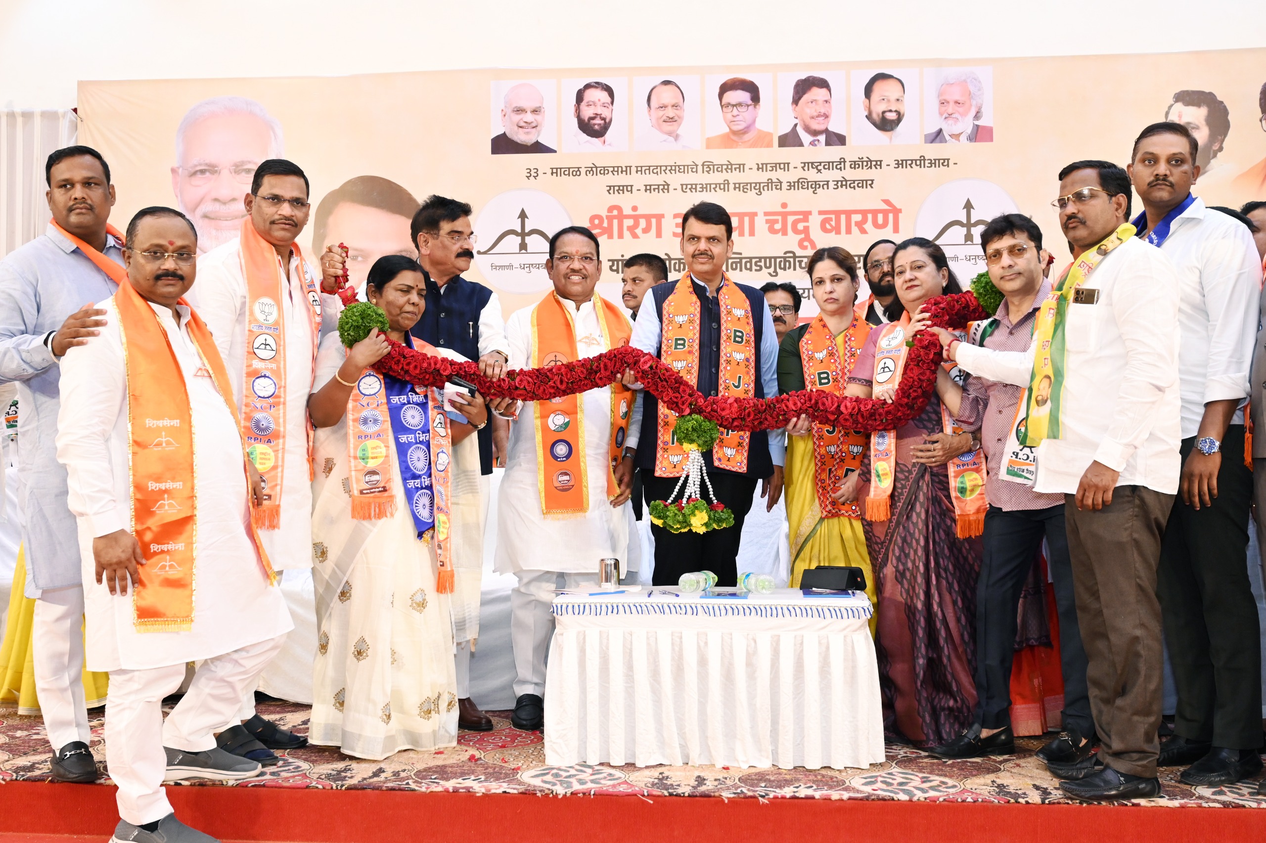 उद्धव ठाकरे हेच खरे गद्दार - देवेंद्र फडणवीस