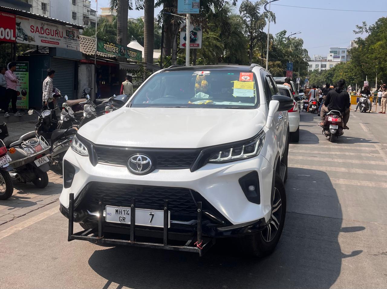 महाविकास आघाडीचे उमेदवार संजोग वाघेरे पाटील यांच्या विरुद्ध आचारसंहिता भंगाची तक्रार