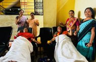 त्रिवेणीनगर येथील श्रीकृष्ण मित्र मंडळाच्या रौप्यमहोत्सवी वर्षानिमित्त भव्य रक्तदान शिबिरास उत्स्फूर्त प्रतिसाद