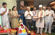 उपमुख्यमंत्री अजित पवार यांची पुण्यातील विविध सार्वजनिक गणेश मंडळाना भेट
