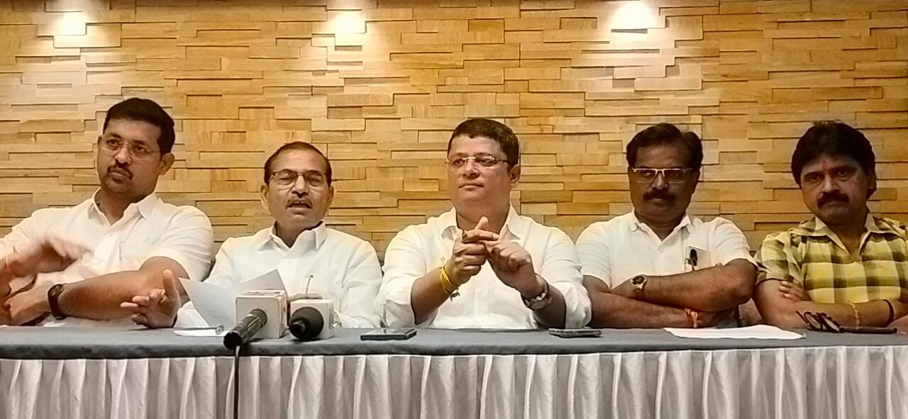 भगवान भक्ती गडावरील दसरा मेळाव्यास पिंपरी चिंचवड मधून ५ हजार नागरिक जाणार - सदाशिव खाडे
