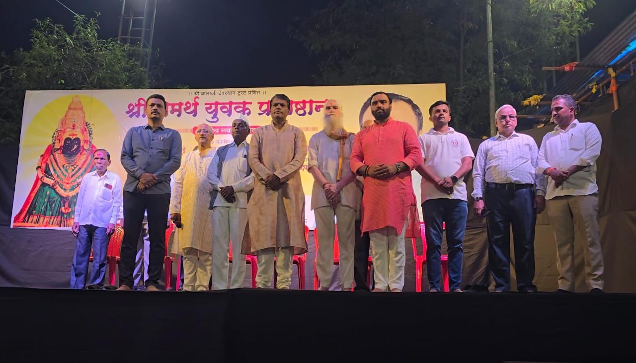 निगडी, प्राधिकरण येथे रतन टाटांना श्रद्धांजली वाहून आजचा दांडियाचा कार्यक्रम रद्द
