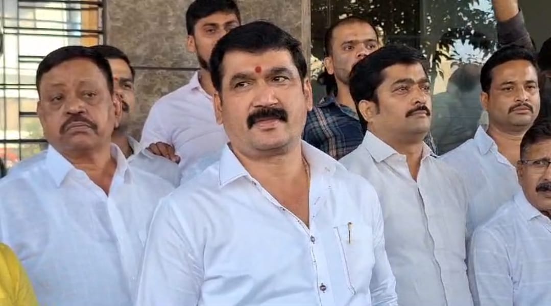 चिंचवडमध्ये नाना काटे बंडखोरी करणार, उद्याच उमेदवारी अर्ज भरणार