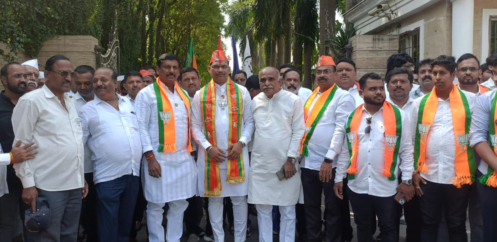 जोरदार शक्ती प्रदर्शनाने महायुतीचे उमेदवार शंकर जगताप यांच्या महारॅलीला सुरुवात; आज उमेदवारी अर्ज भरणार