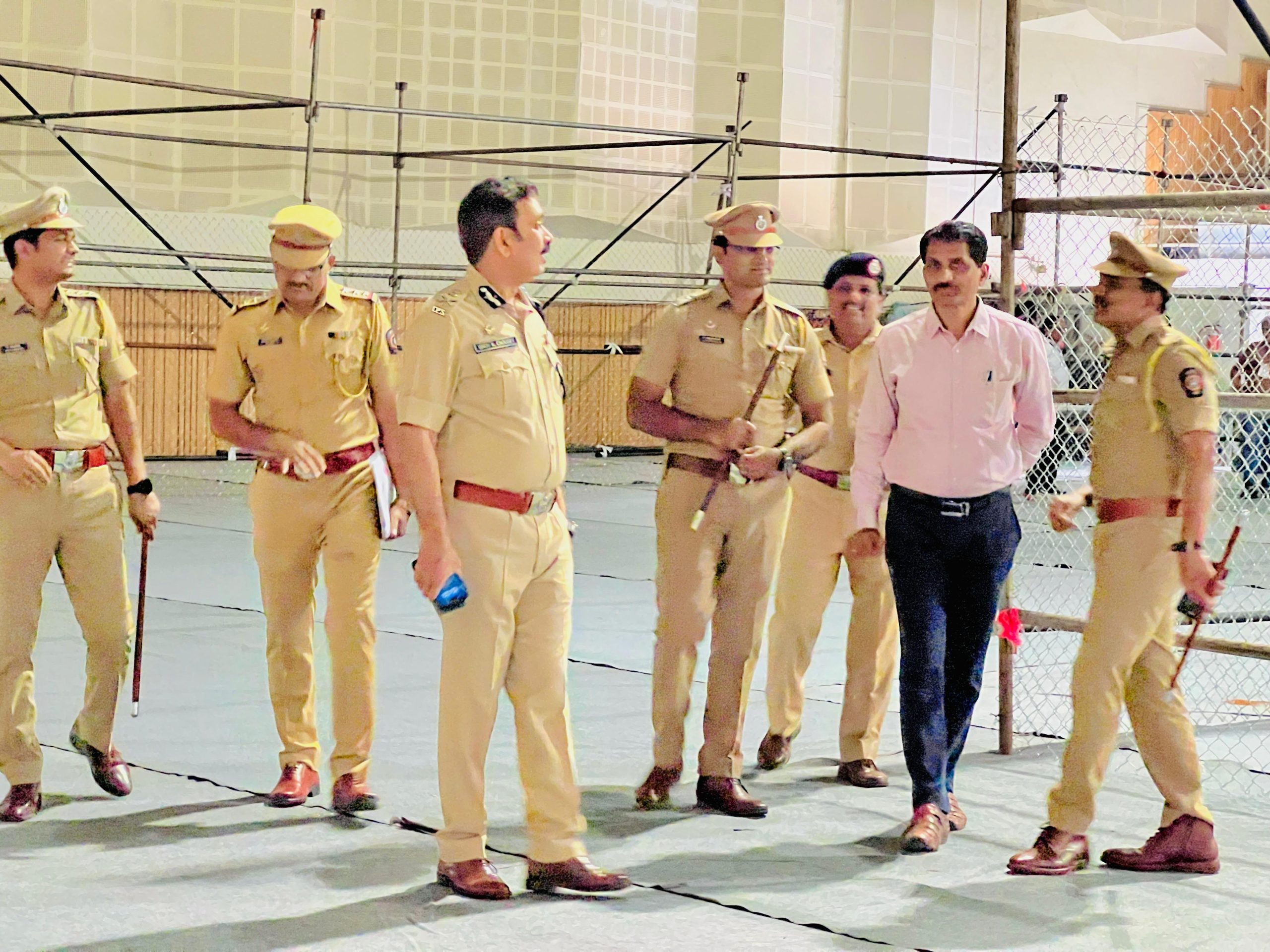 पिंपरी आणि भोसरी विधानसभा मतमोजणी केंद्र आणि स्ट्राँग रूमची पोलीस आयुक्तांकडून पाहणी