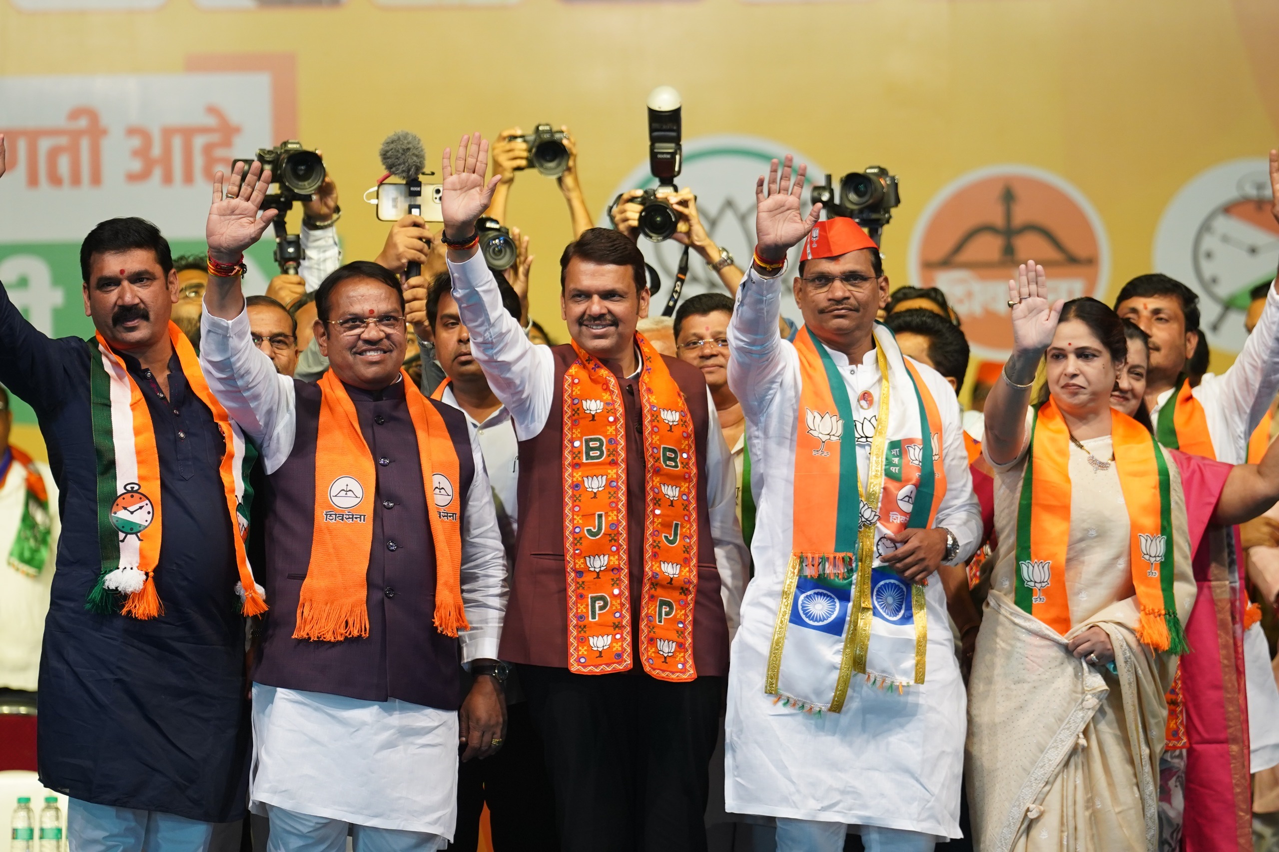 पिंपरी-चिंचवड शहराला पाणी कमी पडू देणार नाही - देवेंद्र फडणवीस