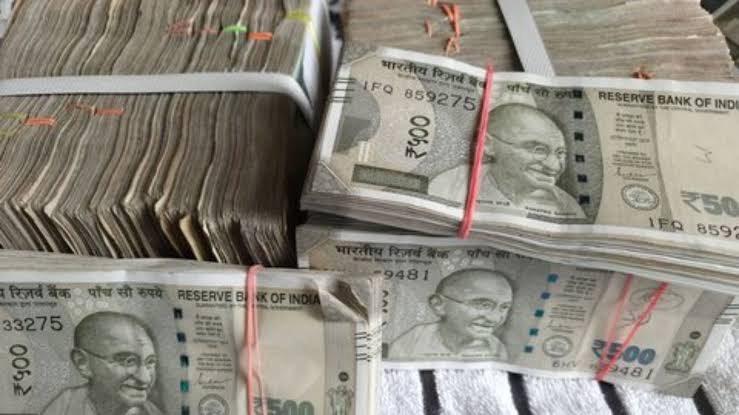 चिंचवडमध्ये नाकाबंदी दरम्यान ३५ लाखांची रोकड पकडली