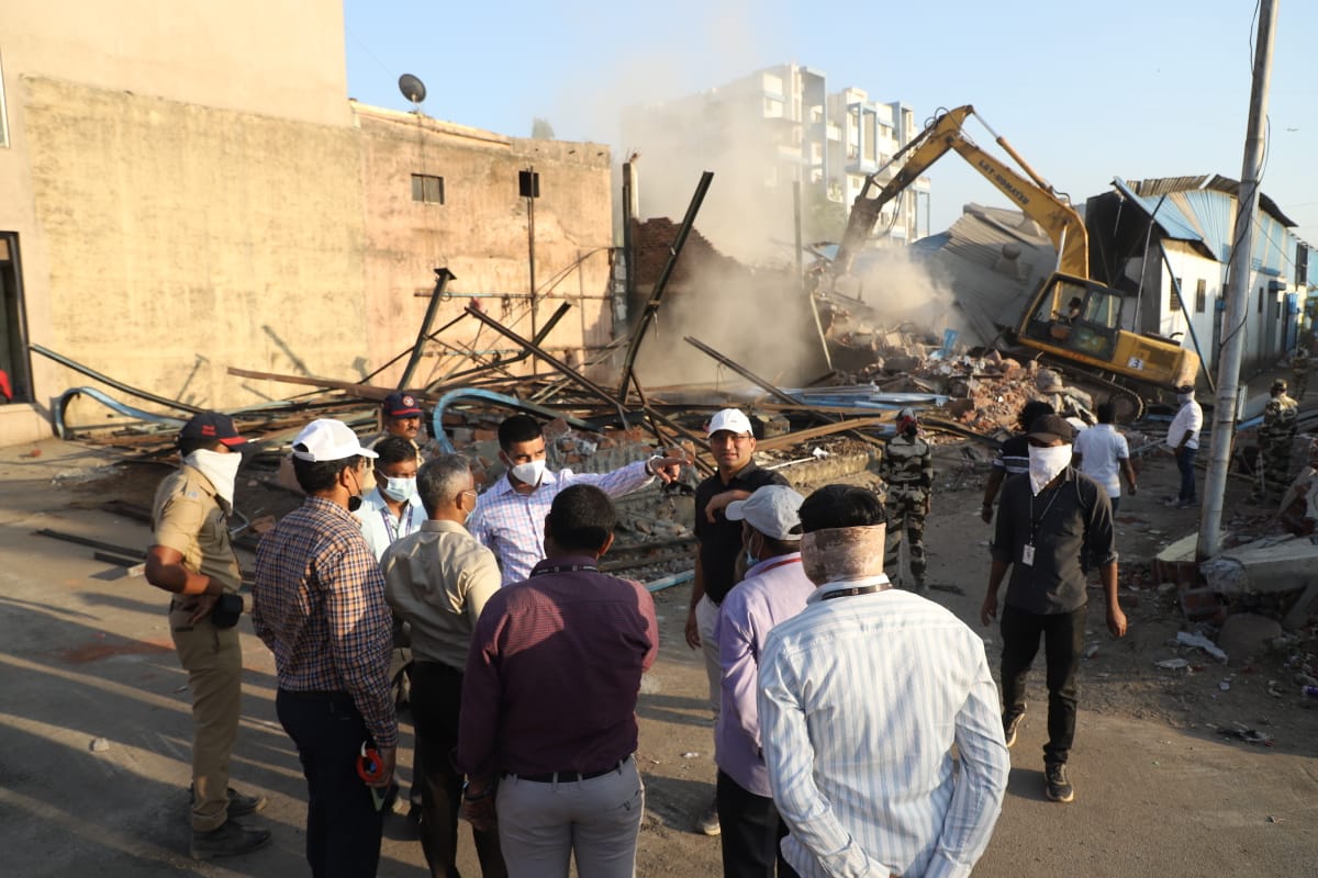 कुदळवाडीत पाच दिवसांपासून महापालिकेची कारवाई सुरू; ४६५ एकर जागेवरील २ हजार ८४५ अनधिकृत बांधकामे, पत्राशेड 'भुईसपाट'