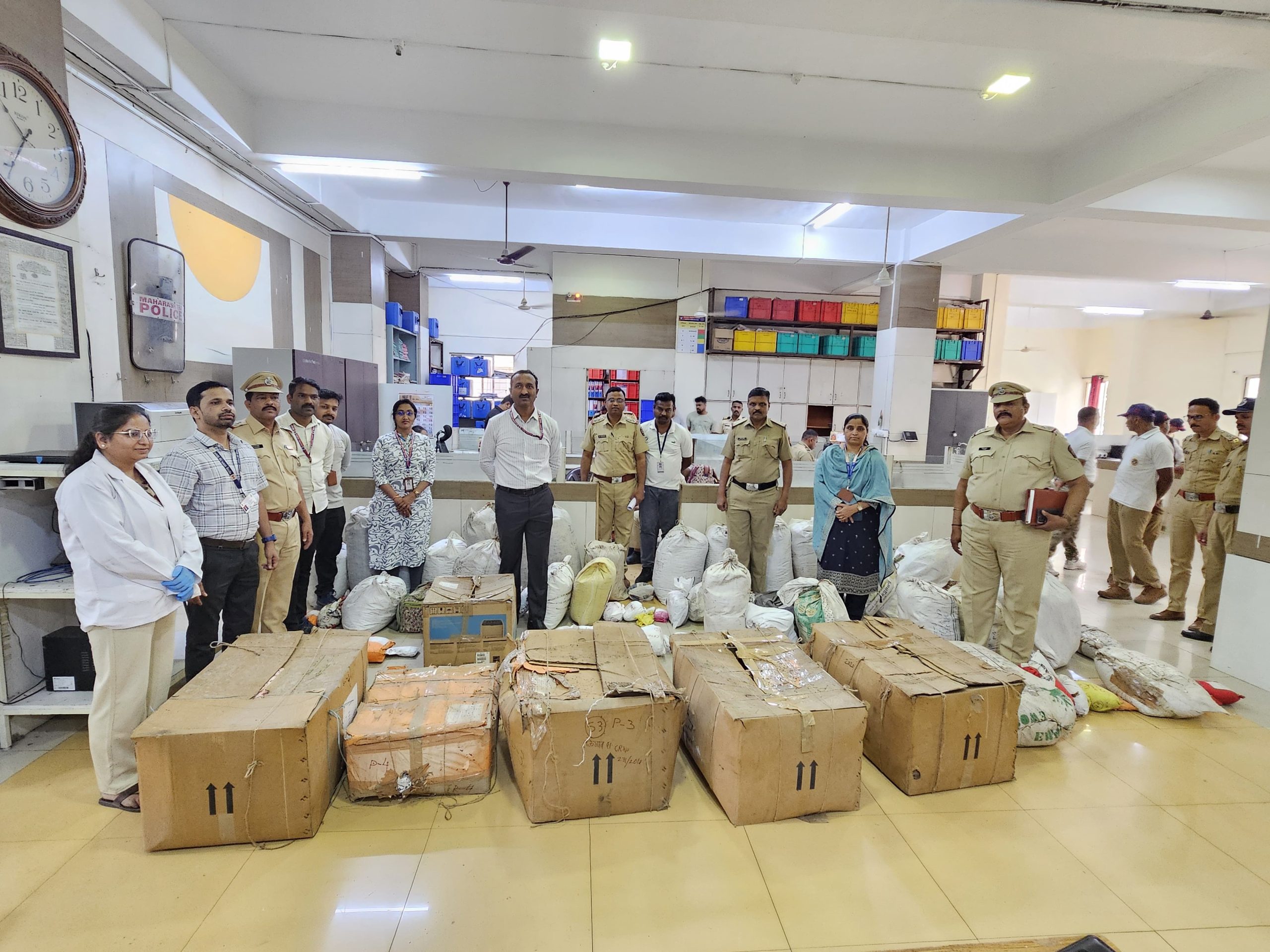 पिंपरी चिंचवड पोलिसांनी ६८३ किलो गांजा नष्ट केला