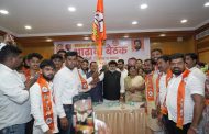 संघटनेसाठी दररोज एक तास द्या, ताकत देऊ; उद्योग मंत्री उदय सामंत यांच्या कार्यकर्त्यांना सूचना
