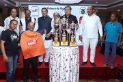 पिंपरी चिंचवड शहर क्रिकेट असोसिएशन आयोजित “टी-२०” क्रिकेट स्पर्धेच्या ट्रॉफीचे खासदार श्रीरंग बारणे यांच्या हस्ते अनावरण