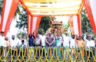 छत्रपती संभाजी महाराज यांच्या जयंतीनिमित्त महापालिकेच्या वतीने अभिवादन