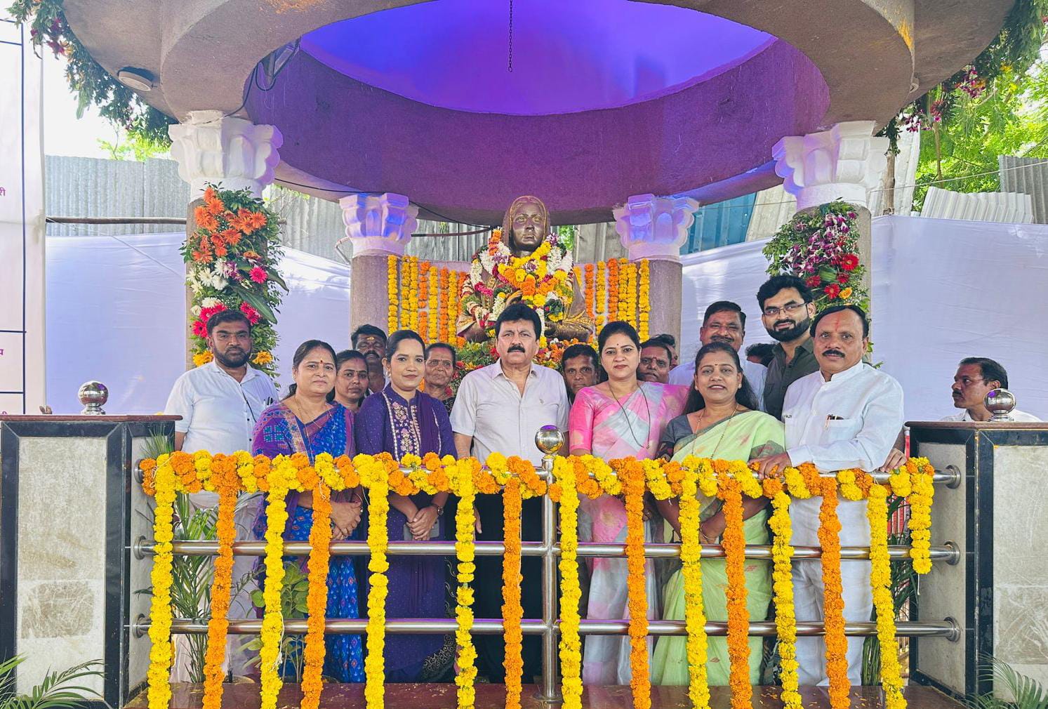 राष्ट्रवादी काँग्रेसच्यावतीने पुण्यश्लोक अहिल्यादेवी होळकर यांना अभिवादन