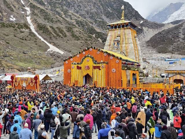 केदारनाथ मंदिराचे दरवाजे उघडले; चारधाम यात्रेला सुरुवात