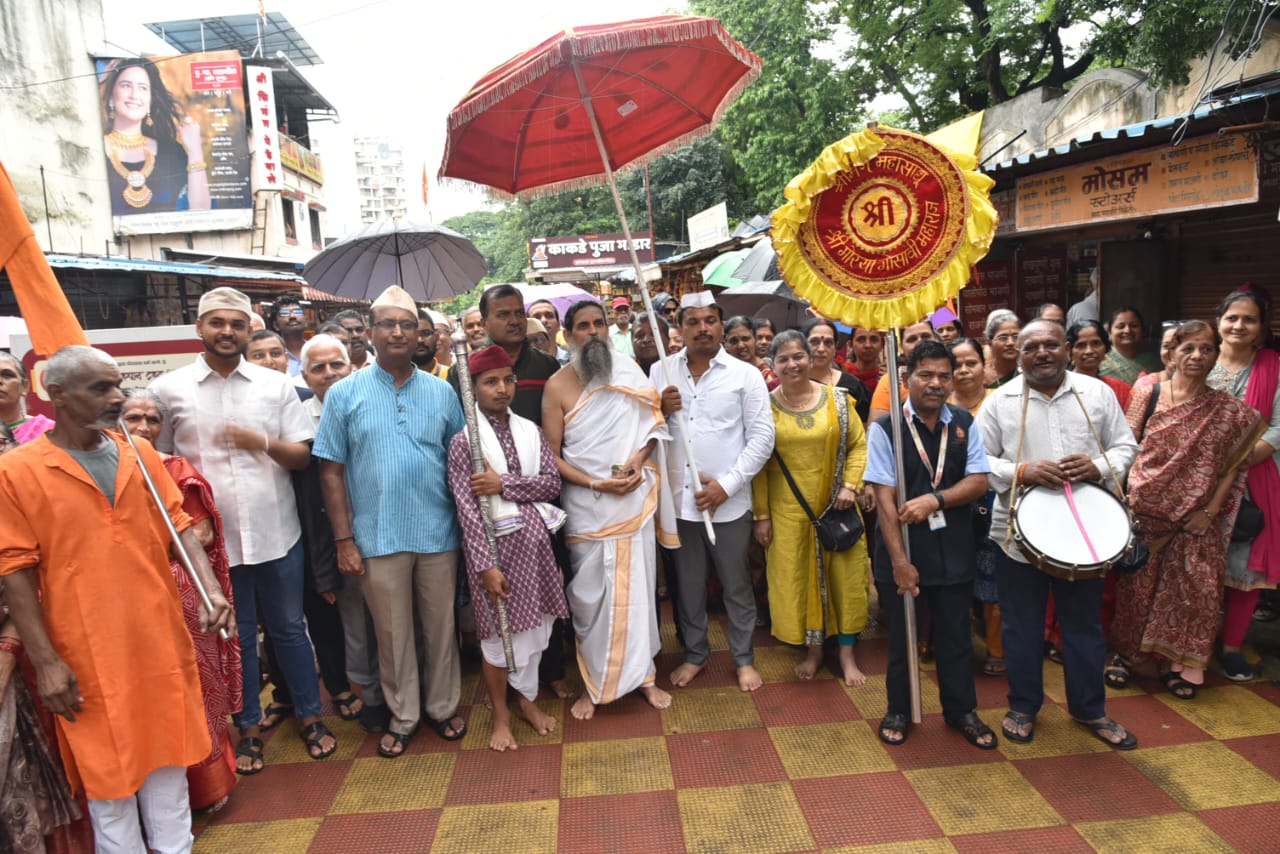 चिंचवड येथील द्वारयात्रेला भक्तिमय वातावरणात प्रारंभ