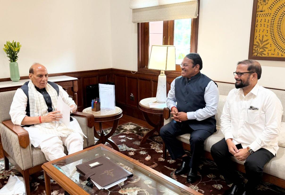 देहूरोड कॅन्टोन्मेंट बोर्डाचा पिंपरी चिंचवड महापालिकेत समावेश करा; खासदार श्रीरंग बारणे यांचे संरक्षण मंत्र्यांना साकडे