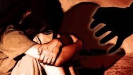 पिंपरी चिंचवड महापालिका शाळेतील शिक्षकाकडून अल्पवयीन विद्यार्थिनीचा लैंगिक छळ