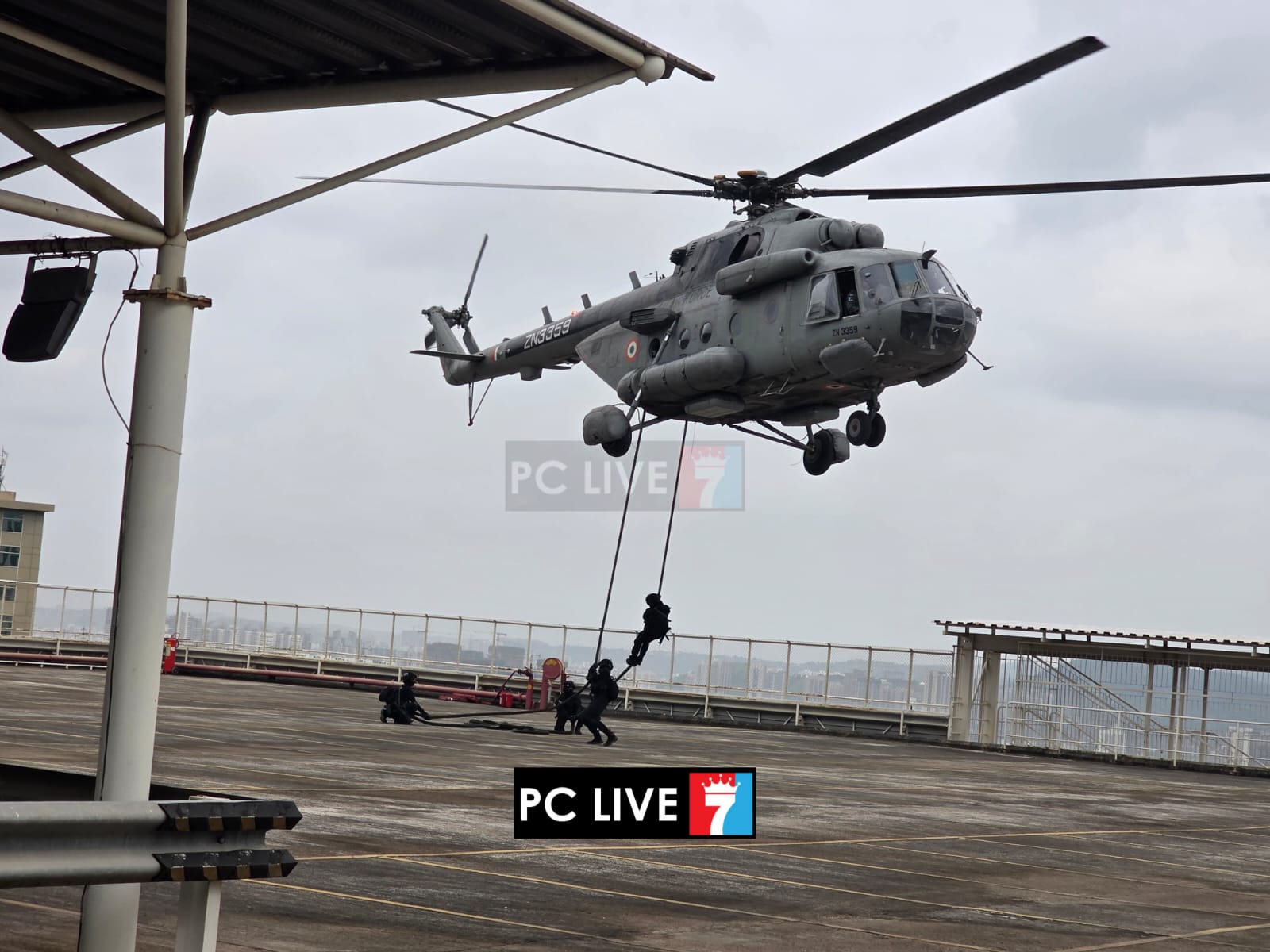 हिंजवडीतील आयटी कंपनीत एनएसजी कमांडोचं 'मॉक ड्रिल'.. हेलिकॉप्टर ही आलं