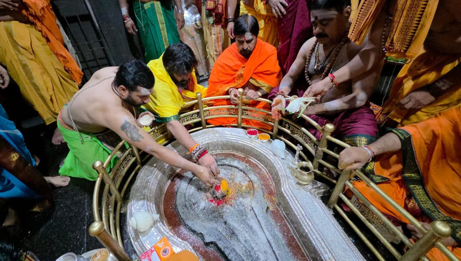 श्रावणातील शेवटचा सोमवार.. श्रीक्षेत्र भिमाशंकरला दर्शनासाठी भाविकांची मोठी गर्दी