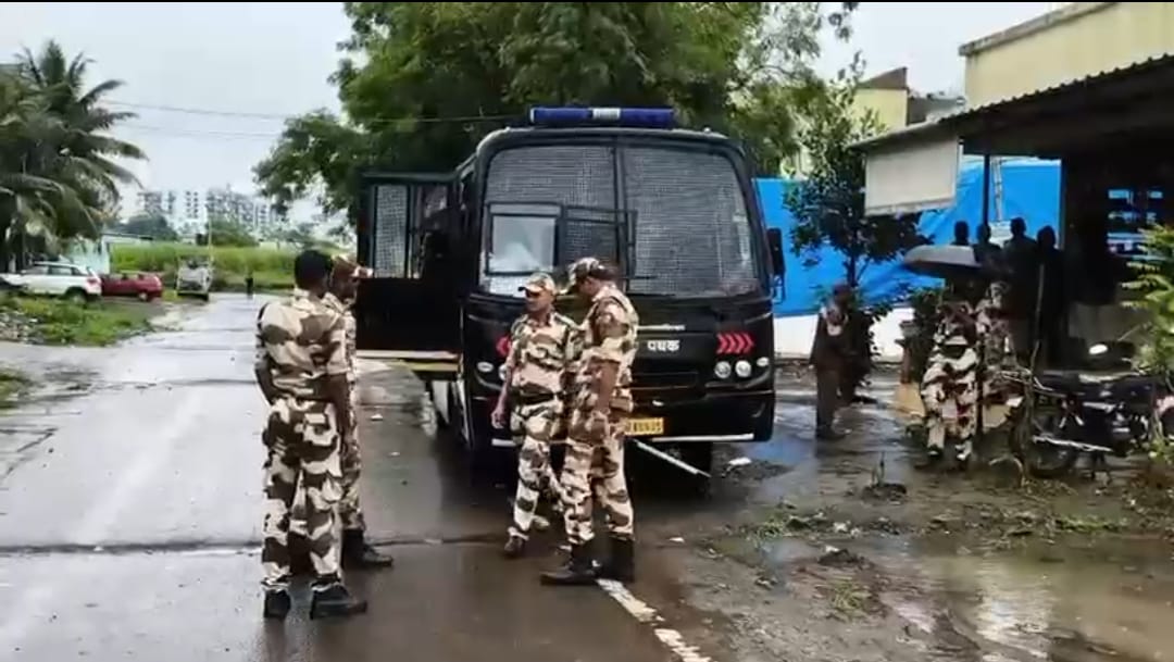 अतिवृष्टीच्या पार्श्वभूमीवर आपत्कालीन कामकाजासाठी अधिकारी व कर्मचारी नियुक्त
