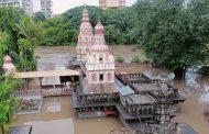 पवना नदीच्या पातळीत मोठ्या प्रमाणात वाढ.. चिंचवड गावातील मोरया गोसावी मंदिर पाण्यात