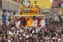 श्रीमंत दगडूशेठ हलवाई गणपतीचे भव्य रथातून आगमन