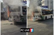 निगडीत मधुकर पवळे उड्डाणपूलाखाली PMPML च्या इलेक्ट्रिक बसला आग, सर्व प्रवासी सुखरूप