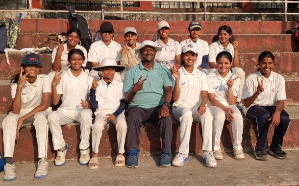 एस. बी. पाटील स्कूलच्या मुलींची विभागीय क्रिकेट स्पर्धेत उत्कृष्ट कामगिरी; श्रेया तरस हिची राज्यस्तरीय क्रिकेट स्पर्धेसाठी निवड