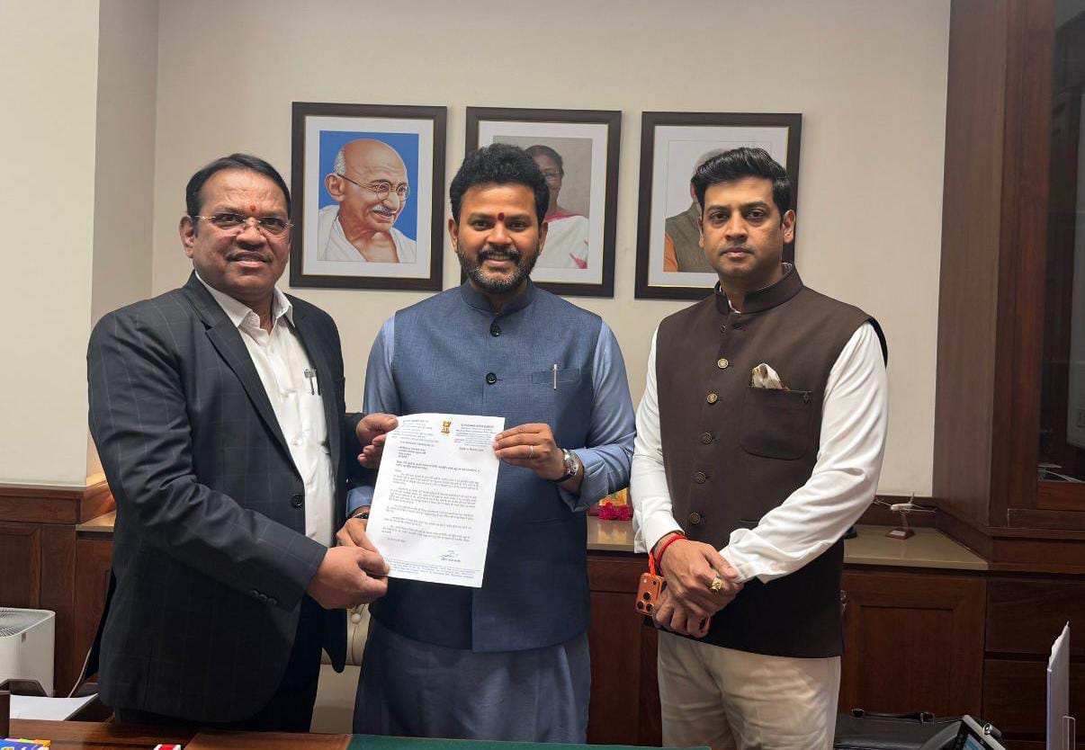 पनवेल आंतरराष्ट्रीय विमानतळाला लवकरच लोकनेते दि. बा. पाटील यांचे नाव