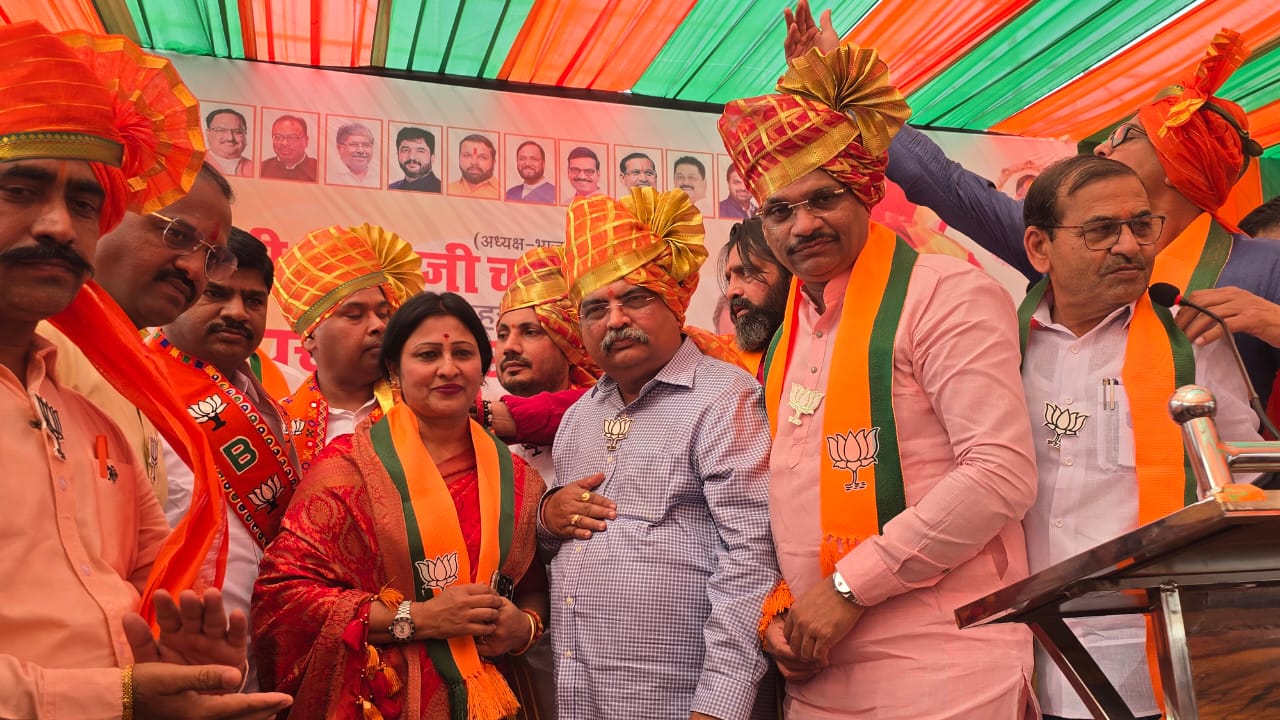 डॅमेज कंट्रोलिंगसाठी आलेल्या अजित पवारांना निवडणूक प्रमुख शंकर जगताप यांच्याकडून धक्का!