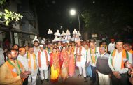 प्रभाग क्र.१५ : ढोल-ताशांचा कडकडाट, घोषणांची आतषबाजी आणि कार्यकर्त्यांच्या उत्साहात भाजप उमेदवारांचा जोरदार प्रचार