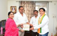 प्रभाग क्र.२५ मध्ये विकासाचा संवाद : राम वाकडकर यांचा नागरिकांशी थेट संपर्क