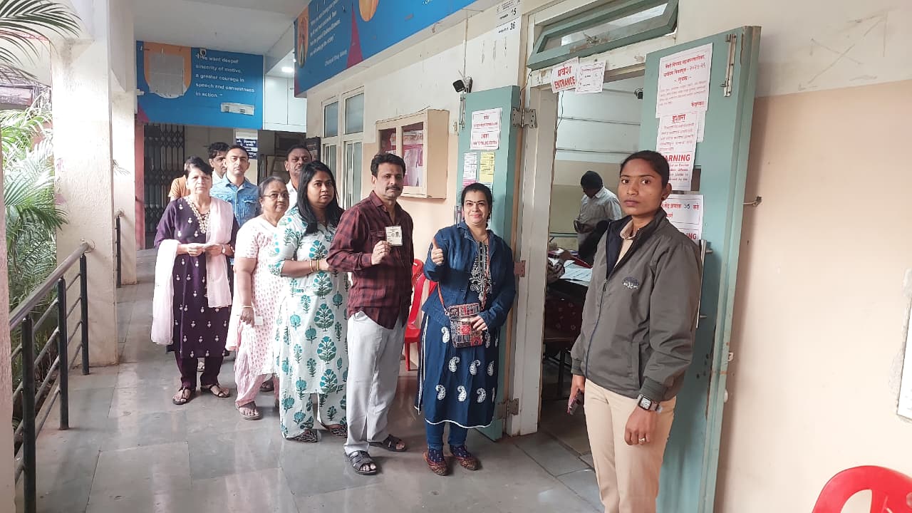 पिंपरी-चिंचवड महापालिका निवडणूक : पहिल्या दोन तासांत ६.५६ टक्के मतदान