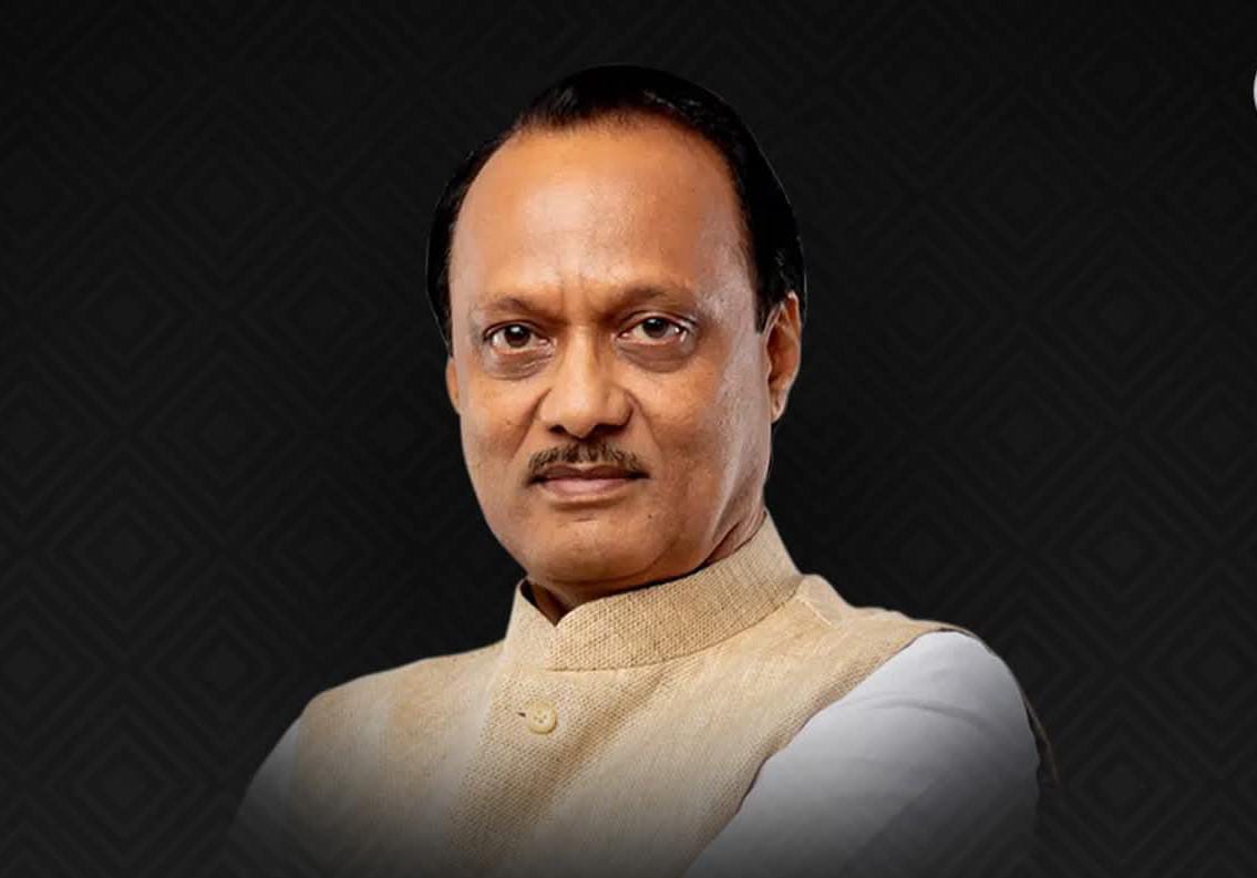 महापालिकेच्या नवीन प्रशासकीय इमारतीमध्ये अजितदादा पवार यांचा पूर्णाकृती पुतळा उभारण्यात यावा; नगरसेवक संदीप वाघेरे यांची मागणी