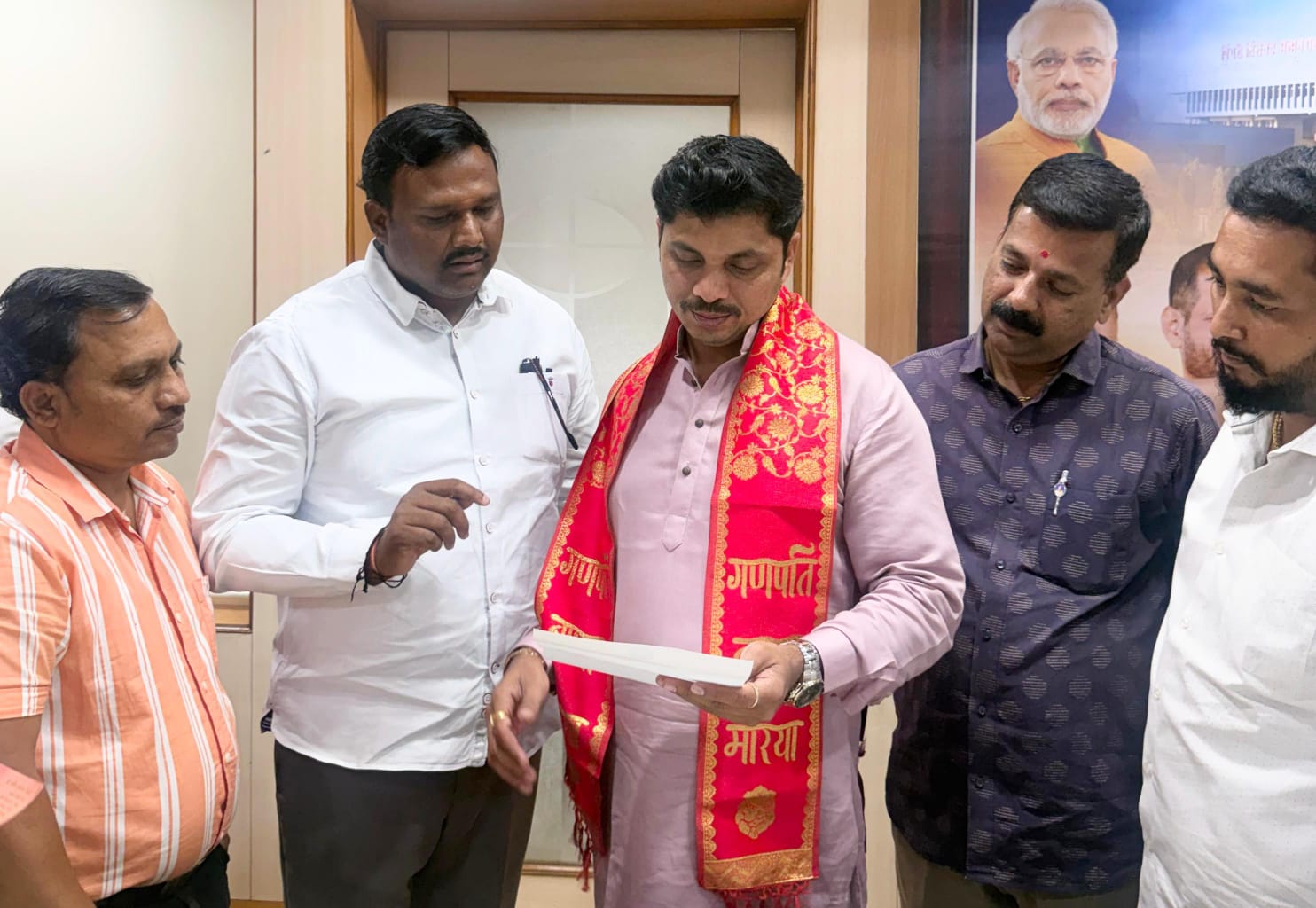 दिव्यांगांसाठी खरेदी केलेली ई-वाहने त्वरित वाटप करा; अन्यथा तीव्र आंदोलन छेडणार