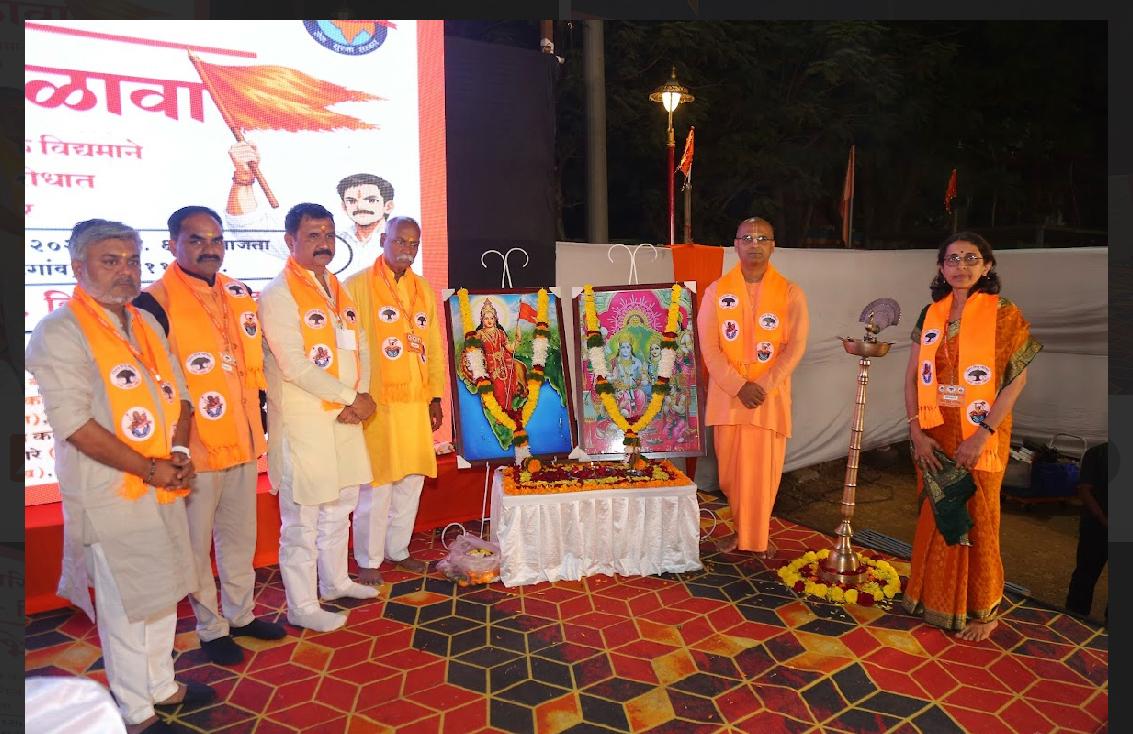 भगवद्गीता जीवन जगण्याचा मार्गदर्शक पथ - शंकर गायकर