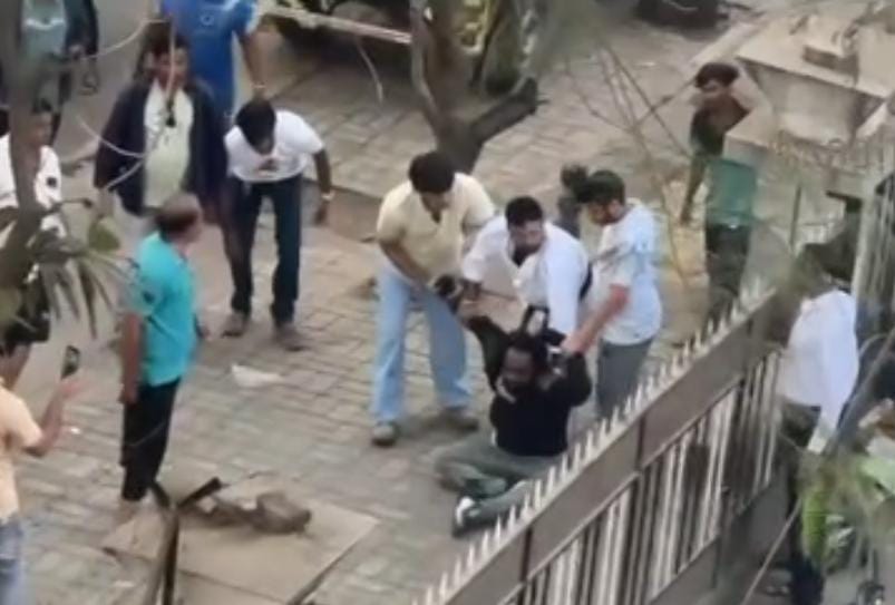 भोसरी येथे‌ नागरिकांच्या सतर्कतेमुळे घरफोडी करणारा आरोपी जेरबंद