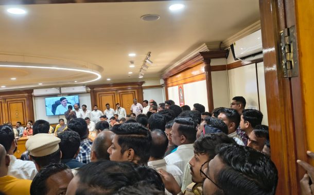 इतिहासात पहिल्यांदा पत्रकारांच्या अनुपस्थित बजेट सादर; पिंपरी चिंचवड महापालिकेचे प्रभारी आयुक्त आणि पत्रकारांमध्ये वाद