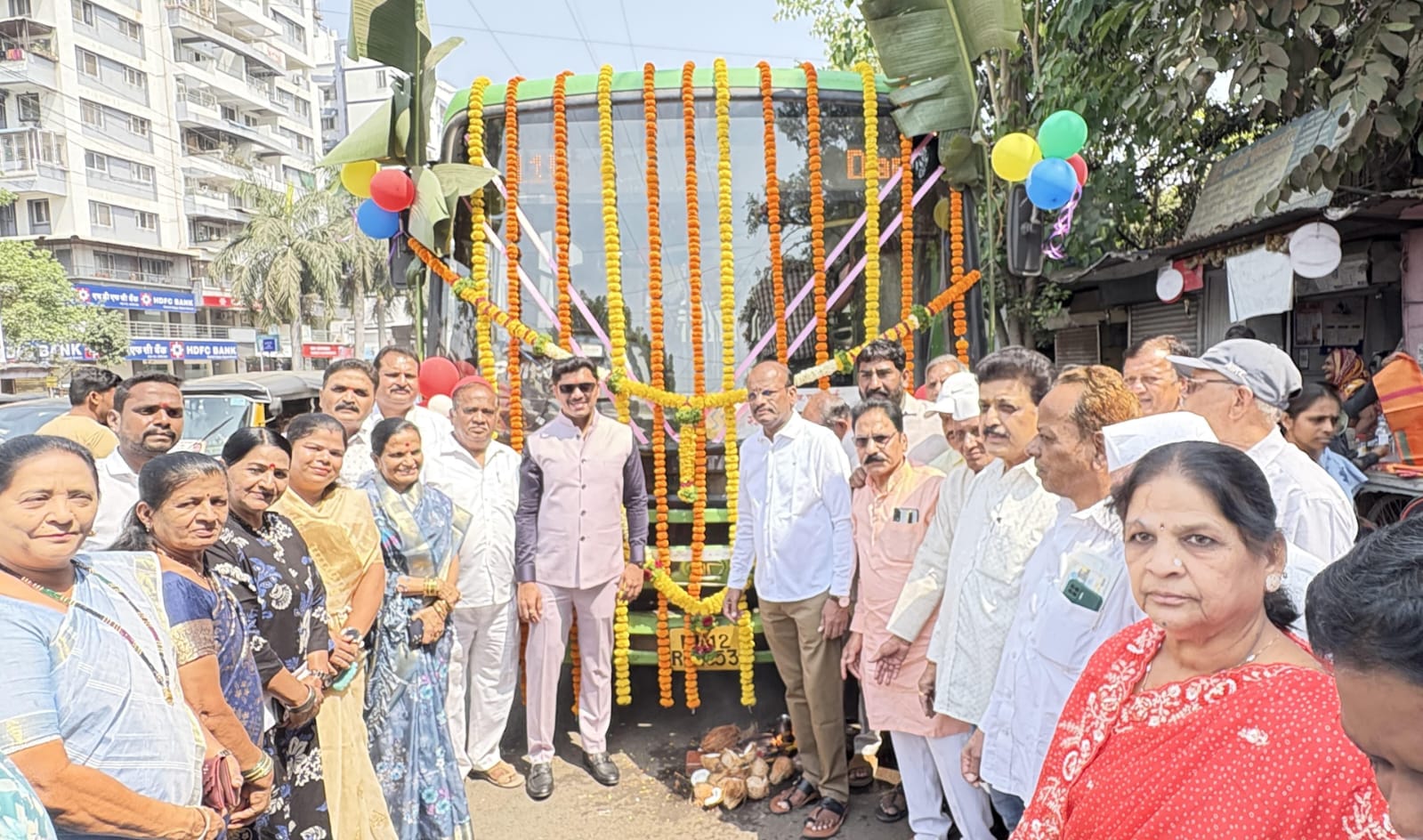दापोडी ते मार्केट यार्ड पीएमपीएमएल बससेवेचे महापौर रवि लांडगे यांच्या हस्ते उद्घाटन