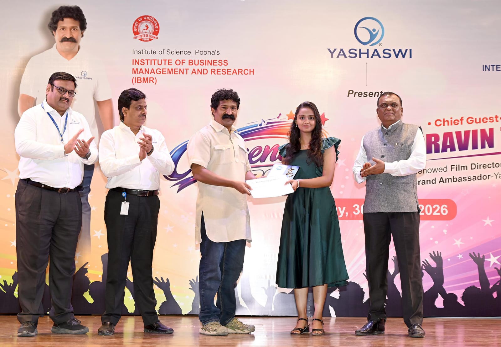 विद्यार्थ्यांनी खरेपणाचा ध्यास धरावा - प्रवीण तरडे यांचे आवाहन