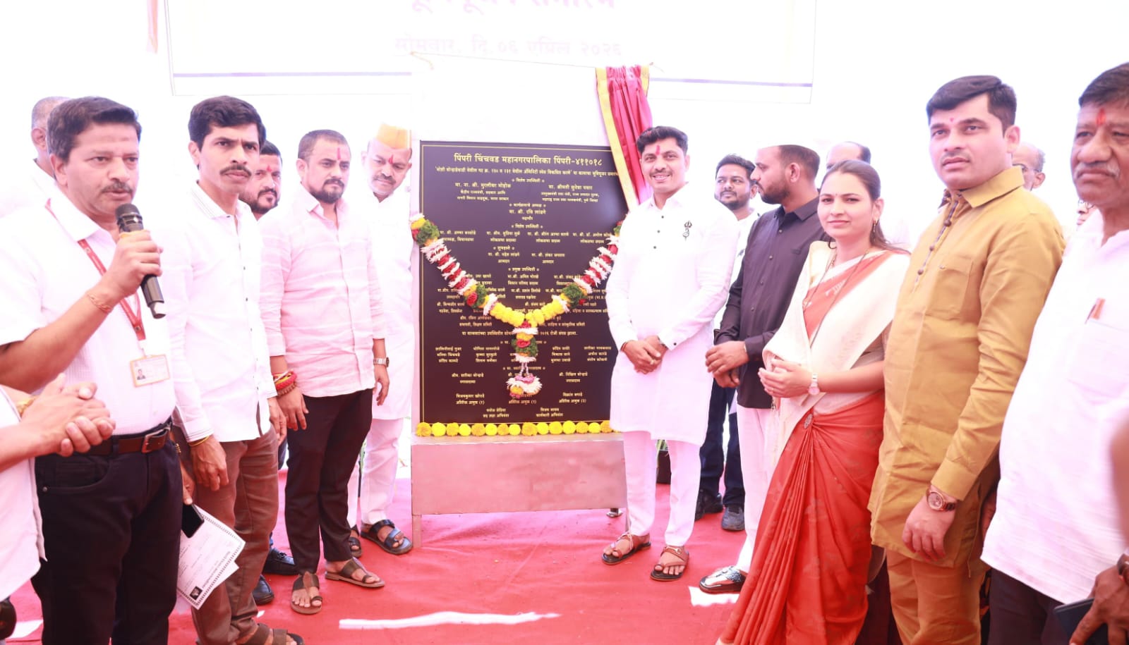 मोशी - बोऱ्हाडेवाडी येथील अ‍ॅमेनिटी स्पेस प्रकल्पाचे महापौर रवि लांडगे यांच्या हस्ते भूमिपूजन