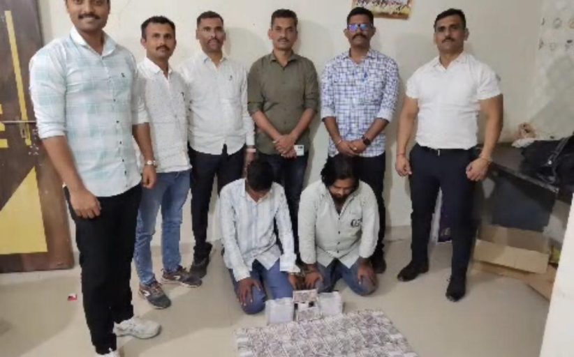 बनावट नोटा देऊन कार हडपणाऱ्या टोळीचा चाकण पोलिसांकडून पर्दाफाश; ४२ लाख ५० हजारांच्या खेळण्यातील नोटा जप्त