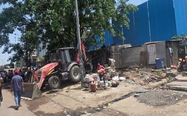 वाकड-म्हातोबानगर परिसरात महापालिकेची अतिक्रमण निर्मूलन मोहीम; ४१ अनधिकृत झोपड्या व बांधकामांवर बुलडोझर